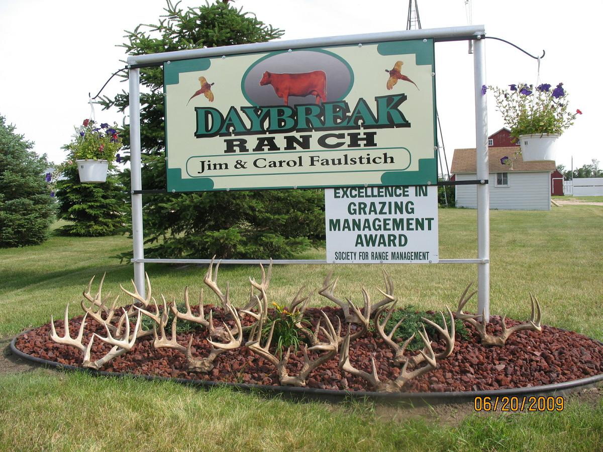 Daybreak Ranch, Trophy Whitetail Deer Hunting, Whitetail Deer Hunting